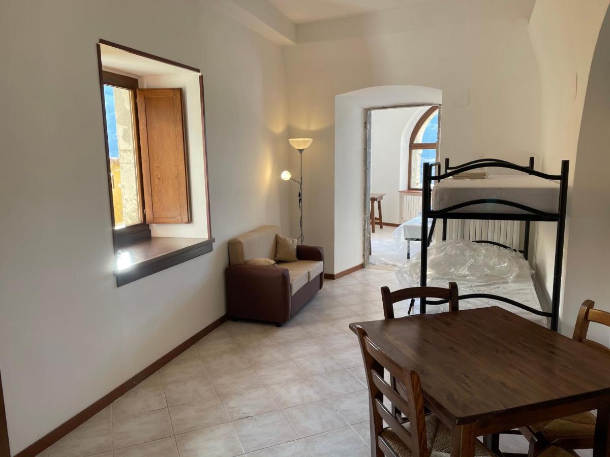 Ostello-Albergo Dagli Elfi Barrea Εξωτερικό φωτογραφία