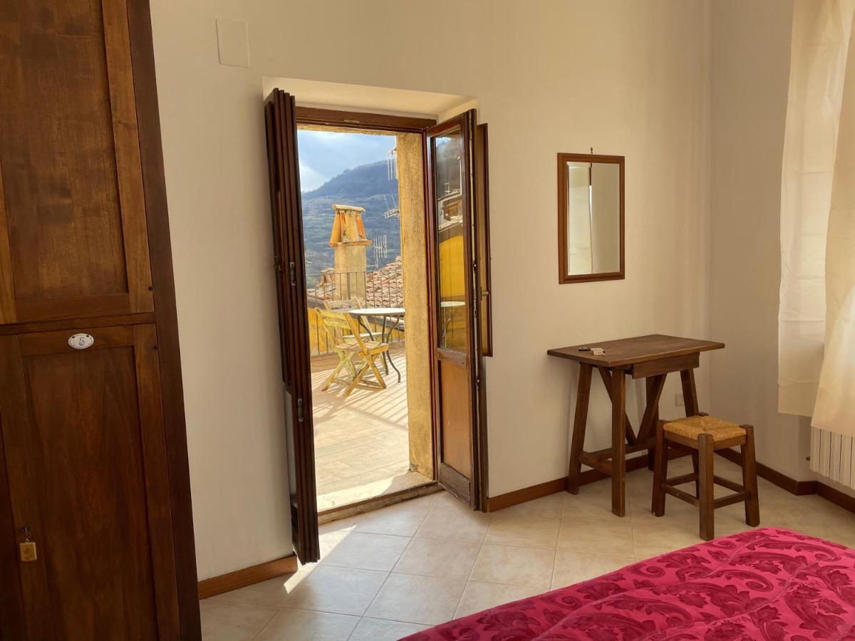 Ostello-Albergo Dagli Elfi Barrea Εξωτερικό φωτογραφία