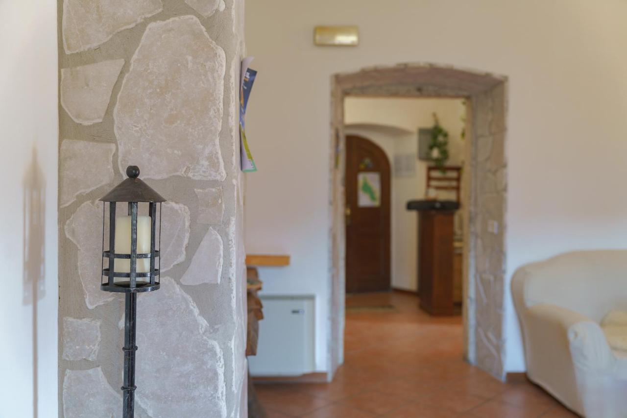 Ostello-Albergo Dagli Elfi Barrea Εξωτερικό φωτογραφία